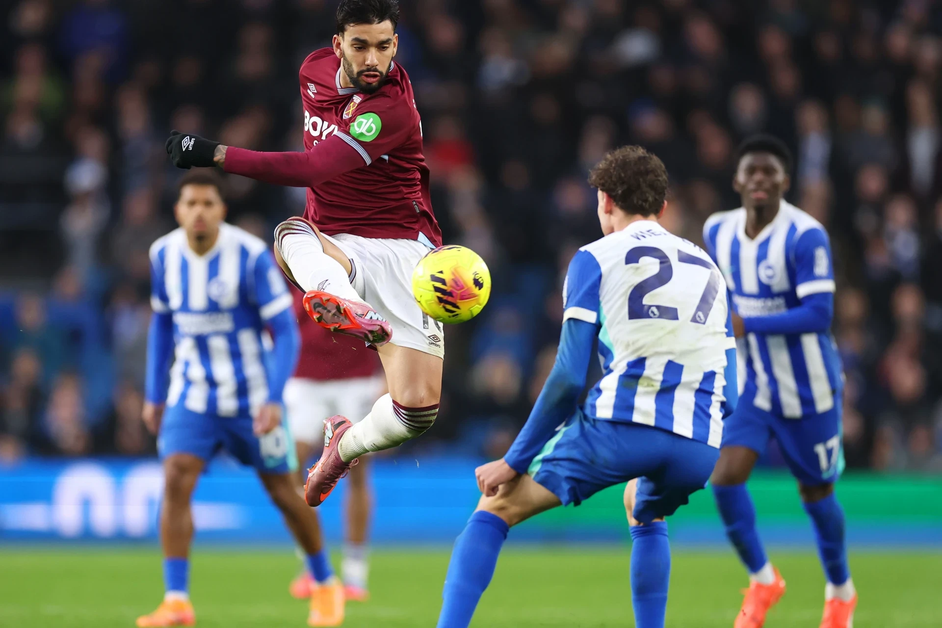 "Вест Хэм" не удержал победу над "Брайтоном"