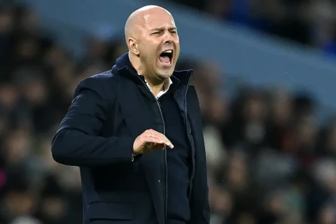 Salah-Slot böhranı dərinləşir: azarkeşlər ayağa qalxıblar