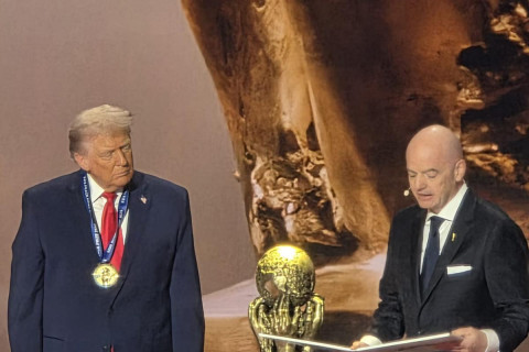 Салхаб Мамедов: "Мы не ожидали, что установленная семь лет назад в Женеве скульптура, станет премией в номинации ФИФА" - КОММЕНТАРИЙ İDMAN.BİZ + ФОТО/ВИДЕО