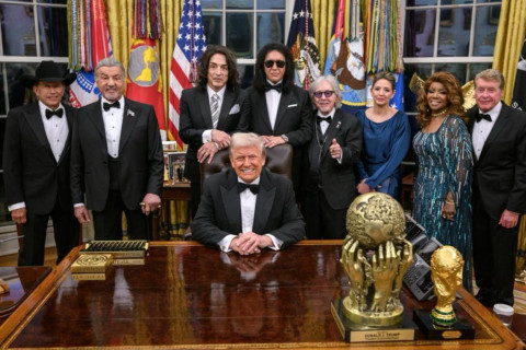 Салхаб Мамедов: "Мы не ожидали, что установленная семь лет назад в Женеве скульптура, станет премией в номинации ФИФА" - КОММЕНТАРИЙ İDMAN.BİZ + ФОТО/ВИДЕО