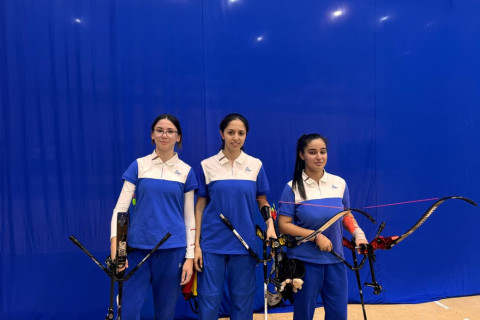 Азербайджанские лучницы стали призерами на турнире в России - ФОТО
