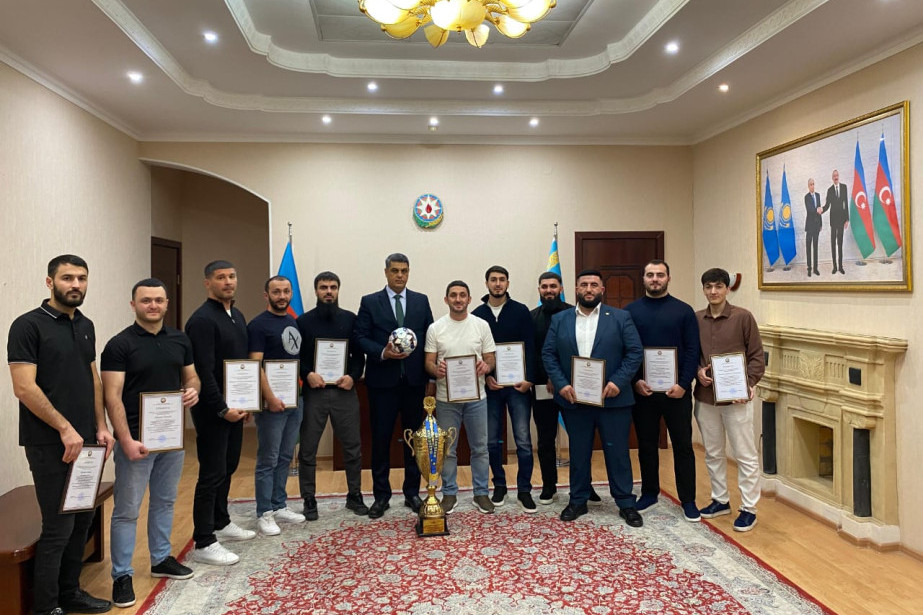 Azərbaycan komandası Aktauda diasporlar arasında minifutbol turnirinin qalibi olub