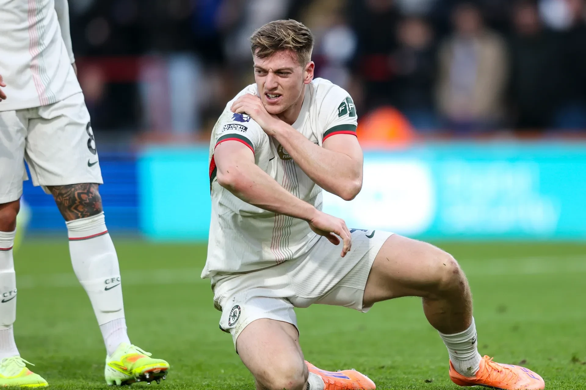 Делап из "Челси" выбыл на 6-8 недель из-за травмы плеча