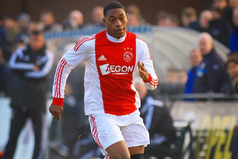 Воспитанник “Аякса” сделал прогноз на матч его бывшего клуба с “Карабахом”