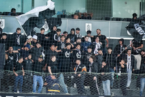 AFFA “Neftçi” klubunu azarkeşlərinin davranışına görə cərimələyib