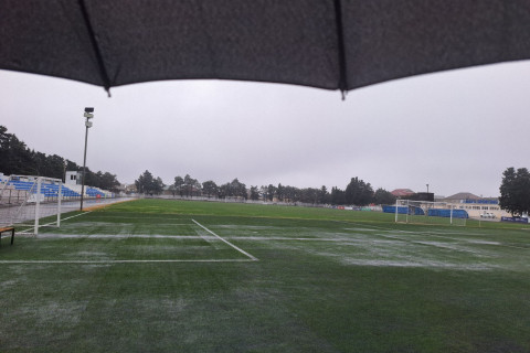 Азербайджанский футбол VS проливной дождь: игре быть - ВИДЕО