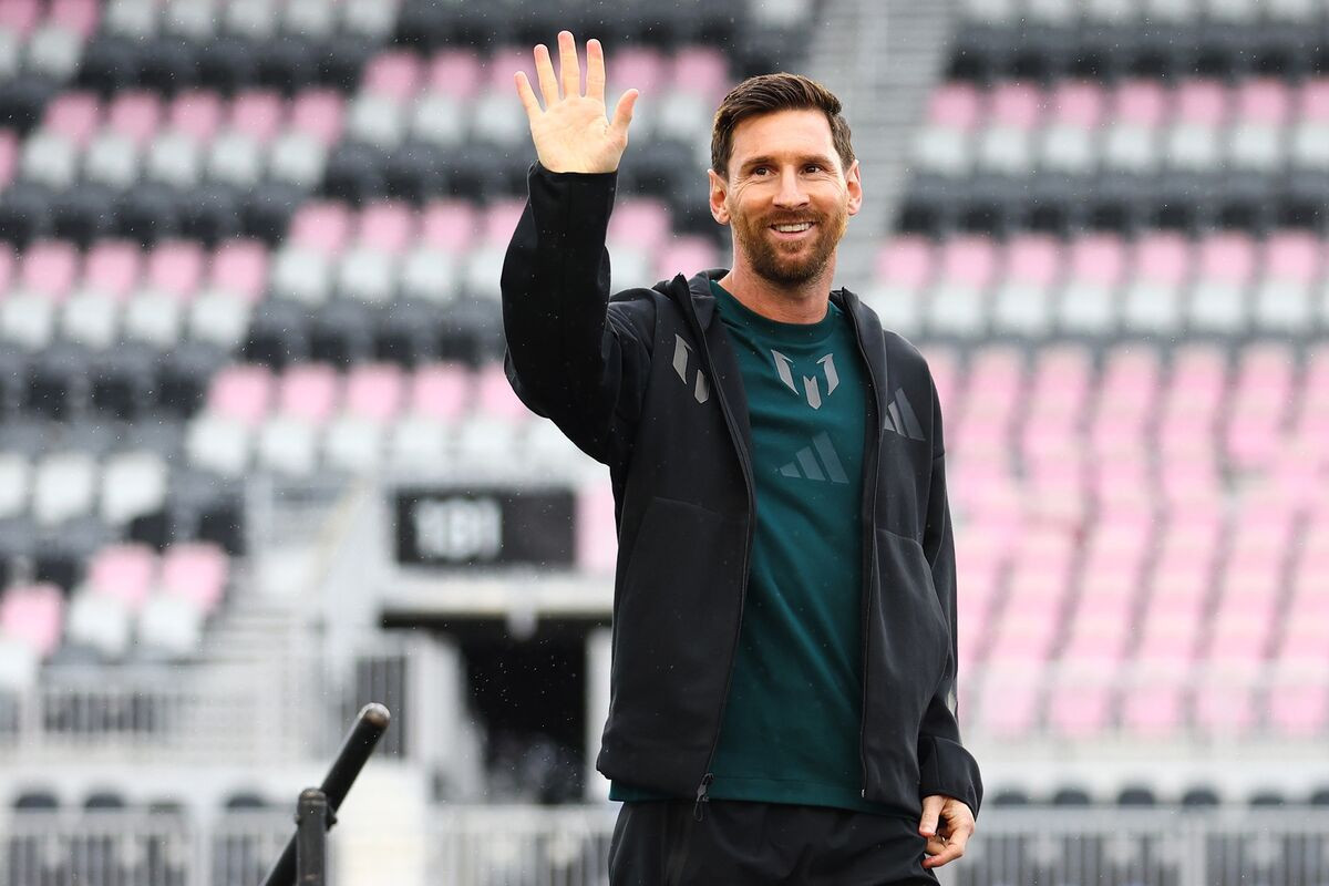 Messiyə barmaq toxundurmağın fantastik qiyməti açıqlandı