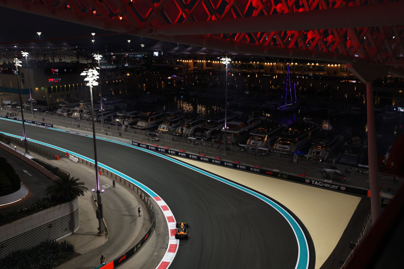 Piter Vindzor azarkeşləri “Formula-1”də dünya çempionluğu tituluna qarşı etiraza çağırıb