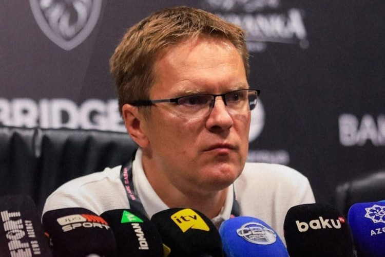 Valdas Dambrauskas: “Meydança yaxşı deyildi”