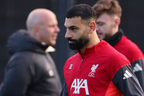 Salah Slotla münaqişədən sonra ilk dəfə meydana çıxıb