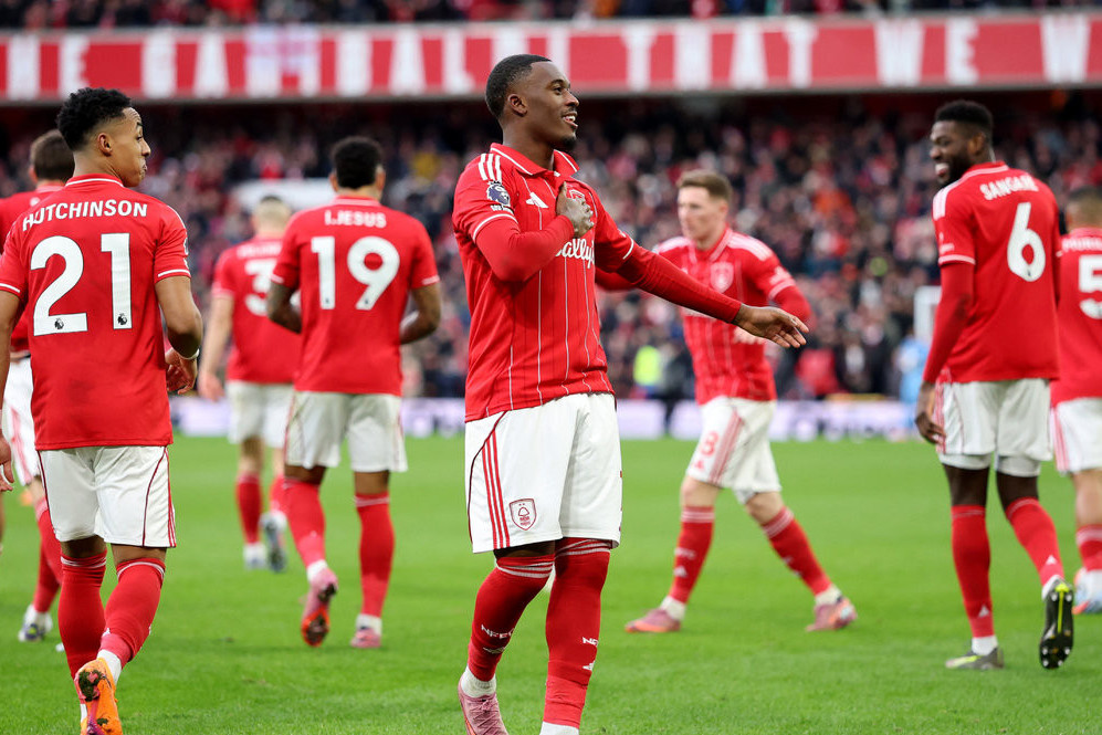 İngiltərə Premyer Liqası: “Nottingem Forest” “Tottenhem”i darmadağın etdi, “Nyukasl” öz qolu ilə uduzdu - VİDEO