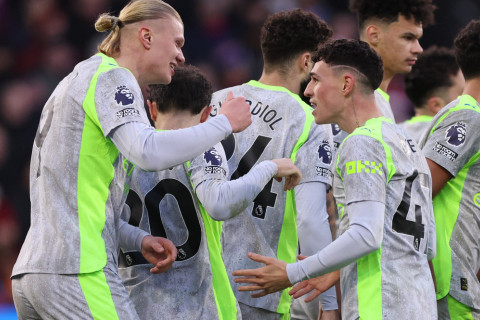 "Манчестер Сити" на выезде разгромил "Кристал Пэлас", "Астон Вилла" победила "Вест Хэм"