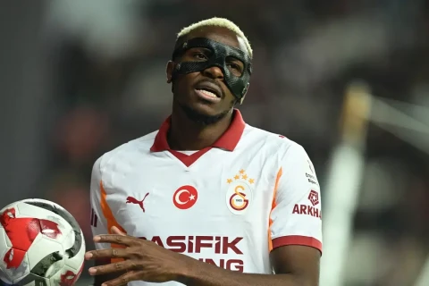 “Çelsi”yə Osimhenlə bağlı çağırışı edilib