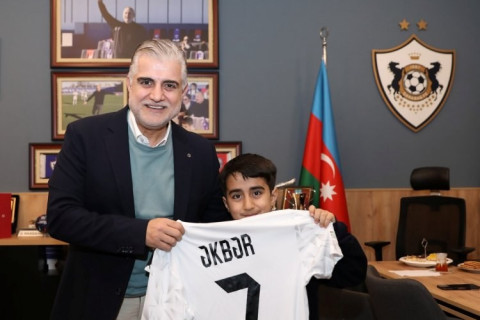 "Qarabağ"ın prezidenti Əkbərlə görüşdü