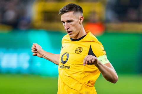 Şlotterbek gələcəyi ilə bağlı qərar verməyib