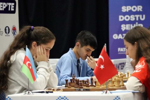 Azərbaycanın şahmat üzrə U16 komandası türkdilli ölkələrin çempionu oldu - FOTO