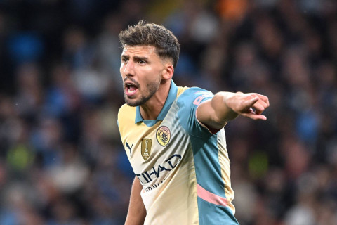 Игрок "Манчестер Сити" сделал татуировку на русском языке - ФОТО