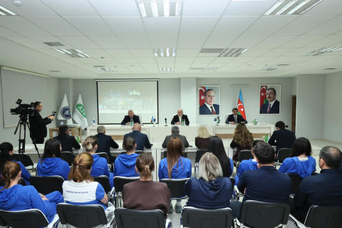 AVF rəhbərliyi millinin İslamiadadakı gümüş medalını yüksək dəyərləndirib - FOTO