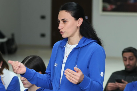 AVF rəhbərliyi millinin İslamiadadakı gümüş medalını yüksək dəyərləndirib - FOTO