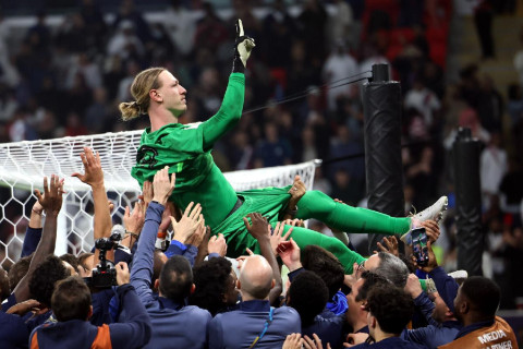 Матвей Сафонов сломал руку