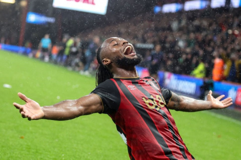 "МЮ" намерен перехватить Антуана Семеньо у конкурентов