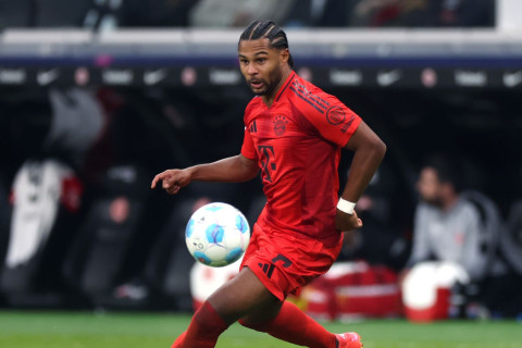 Serj Qnabri  “Bavariya” ilə müqaviləni uzatmağa yaxındır