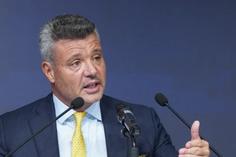 “Fənərbağça”nın prezidenti Türkiyədəki qalmaqallı həbslərlə bağlı istintaqa cəlb edilib