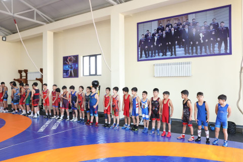 Zabrat qəsəbəsində yunan-Roma güləşi zalı istifadəyə verilib - FOTO