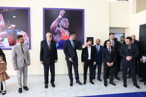 Zabrat qəsəbəsində yunan-Roma güləşi zalı istifadəyə verilib - FOTO