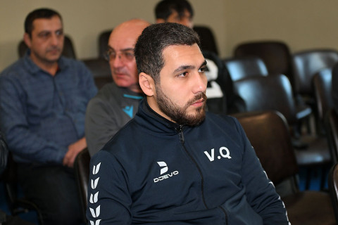 AFFA liqalarla bağlı klub nümayəndələri ilə görüş keçirib - FOTO