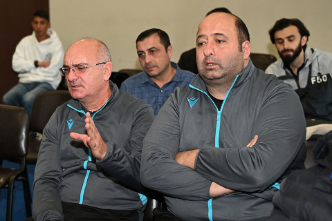 AFFA liqalarla bağlı klub nümayəndələri ilə görüş keçirib - FOTO