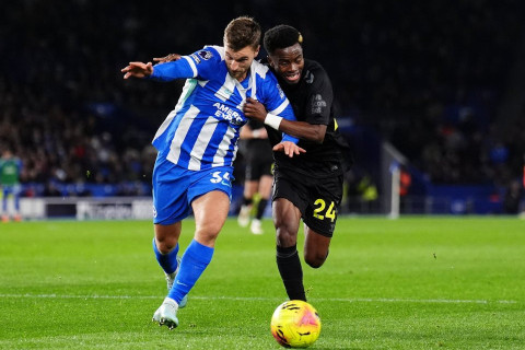 АПЛ: "Сандерленд" сыграл вничью с "Брайтоном", "Брентфорд" обыграл "Вулверхэмптон"