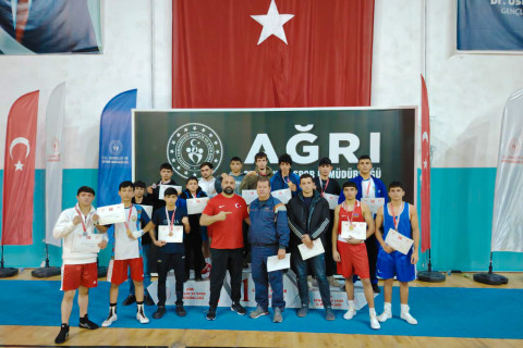 Азербайджанские боксеры завоевали 14 золотых медалей на турнире в Турции - ФОТО