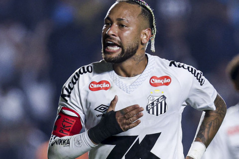 Неймар обратился к тренеру перед чемпионатом мира: "Эй, Анчелотти, помоги нам!"