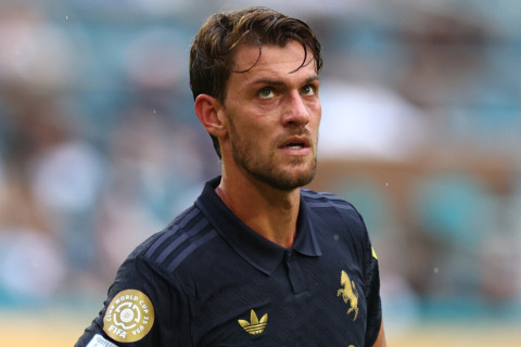 Восстановившийся после повреждения Ругани получил новую травму в первом матче за "Ювентус" после возвращения на поле