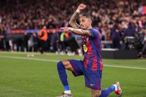 Rafinya “Qızıl top”la bağlı sualı cavabsız qoydu