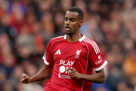 “Liverpul” İsakın zədəsi ilə bağlı açıqlama yayıb