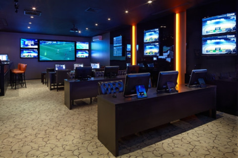 Cənubi Koreyada qanunsuz bukmekerlər haqqında məlumat üçün 135 min dollar ödəyirlər