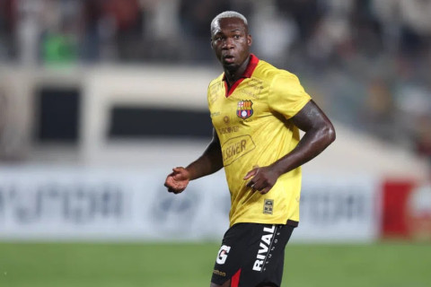 “Mançester Siti”nin sabiq futbolçusu karyerasını bitirir