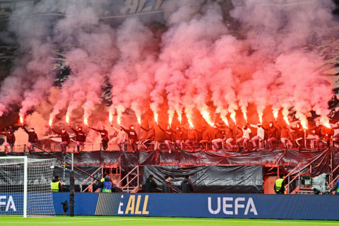 В Германии за неподобающее поведение болельщиков оштрафованы 56 футбольных клубов