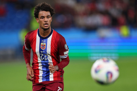 “Borussiya Dortmund” “Mançester Siti”nin vingerini almaq istəyir