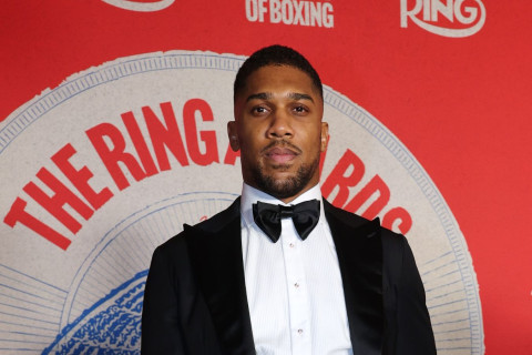 “117 kiloya qayıtdım” - Entoni Coşua hazırkı formasını nümayiş etdirib