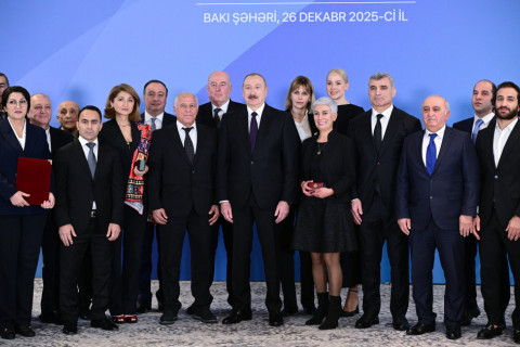 Bir qrup idmançı və idman mütəxəssisinə yeni mənzillər verilib