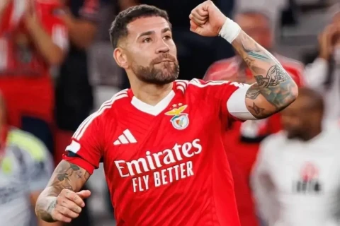 Mourinyo “Benfika” müdafiəçisinin “Barselona”ya keçməsinə mane olur