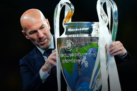 Florentino Perez is determined to bring Zidane back to Real Madrid