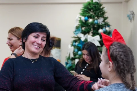 Milli komandanın üzvləri uşaq sığınacağını ziyarət ediblər - FOTO