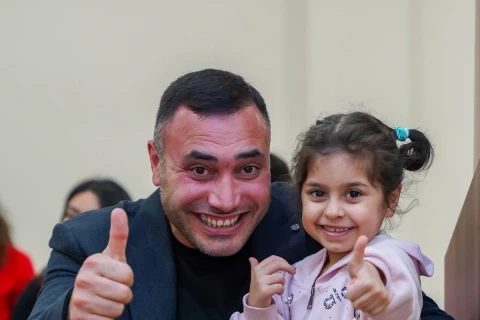 Milli komandanın üzvləri uşaq sığınacağını ziyarət ediblər - FOTO