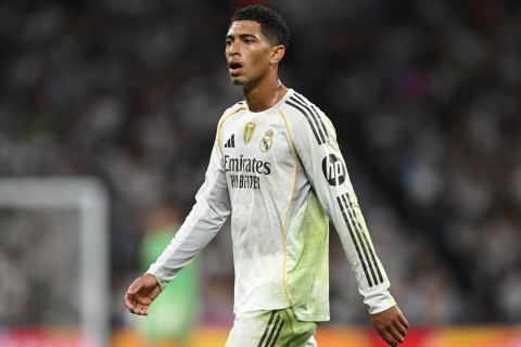 "Манчестер Юнайтед" готов предложить 200 млн евро за полузащитника "Реала"