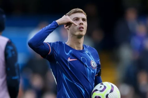 Звезду "Челси" заметили с новой девушкой после расставания - ФОТО