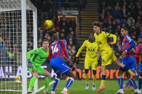 "Тоттенхэм" обыграл "Кристал Пэлас" в матче АПЛ - ВИДЕО